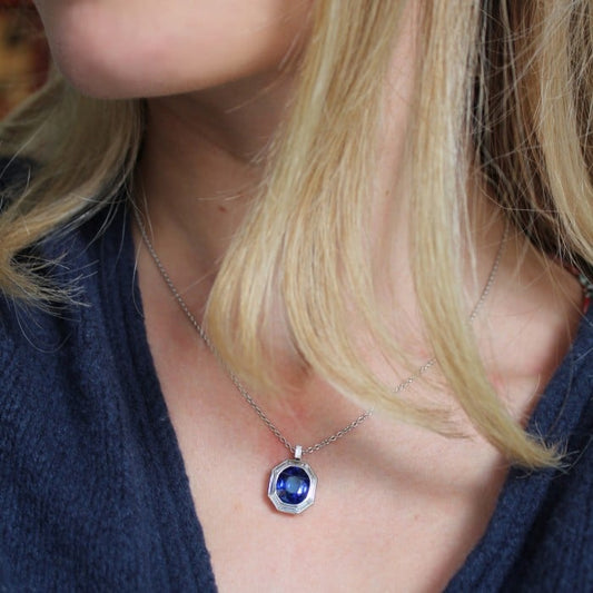 Modern Sapphire Diamond and Platinum Pendant, 4.50 Carats
