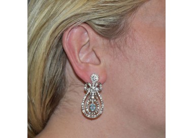 Modern Diamond Blue Topaz and White Gold Drop Earrings