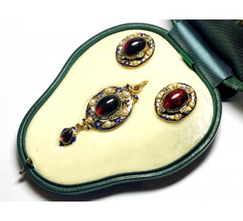Victorian Holbeinesque Garnet Pearl and Enamel Earrings and Pendant Gold Suite