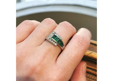 Vintage Tiffany & Co. Emerald Diamond and Platinum Tank Ring, Dated 1940, modelled