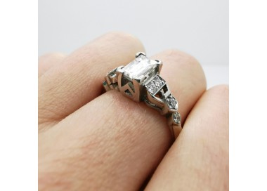 Art Deco Diamond Platinum Ring 0.81ct