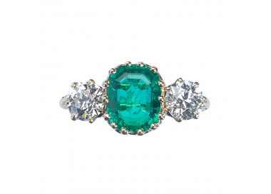 Emerald Diamond and Gold Ring