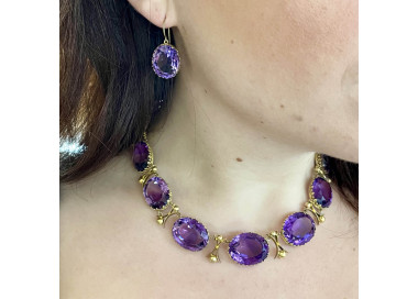 Antique Amethyst and Gold Riviére Necklace and Earrings Suite, modelled