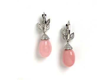 Conch Pearl, Diamond and Platinum Earrings