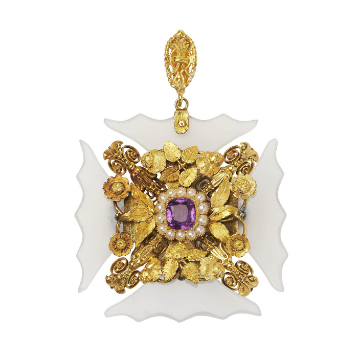 Georgian Chalcedony, Amethyst, Natural Pearl and Gold Cross Pattée Pendant, 1790 to 1820