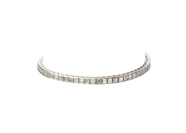 Modern Diamond and Platinum Line Bracelet, 8.40ct