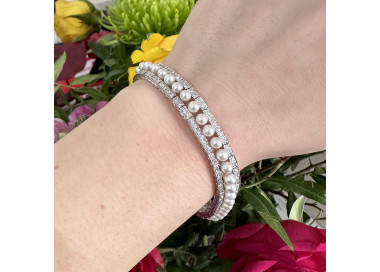 Pearl, Diamond and Platinum Bracelet, 3.81ct modelled