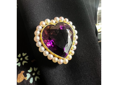 Vintage Amethyst, Cultured Pearl and Gold Heart Brooch Pendant, Circa 1970, modelled