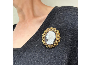 Antique Hardstone Cameo and Gold Brooch, Circa 1875, modelled