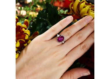Modern Cabochon Star Ruby Diamond and Platinum Ring, 8.60 Carats