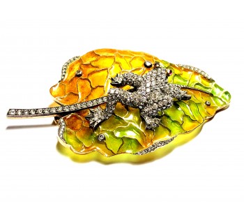 Moira Plique à Jour Enamel, Diamond, Ruby, Silver and Gold Frog on Leaf Brooch