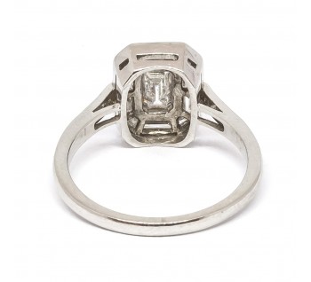 Modern 0.72ct Emerald-Cut Diamond and Platinum Ring