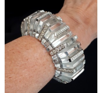 Modern Rock Crystal Diamond and Platinum Bracelet, 13.20 Carats