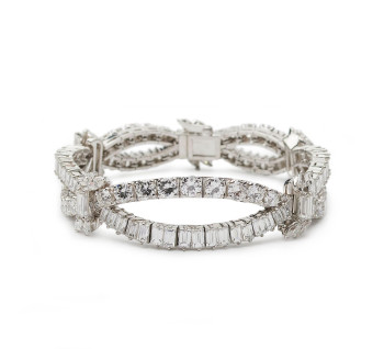 Vintage Diamond and Platinum Bracelet, Circa 1960, 17.00 Carats