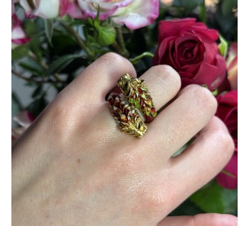 Vintage Enamel and Gold Double Lion Head Ring by Zolatas, Circa 1980
