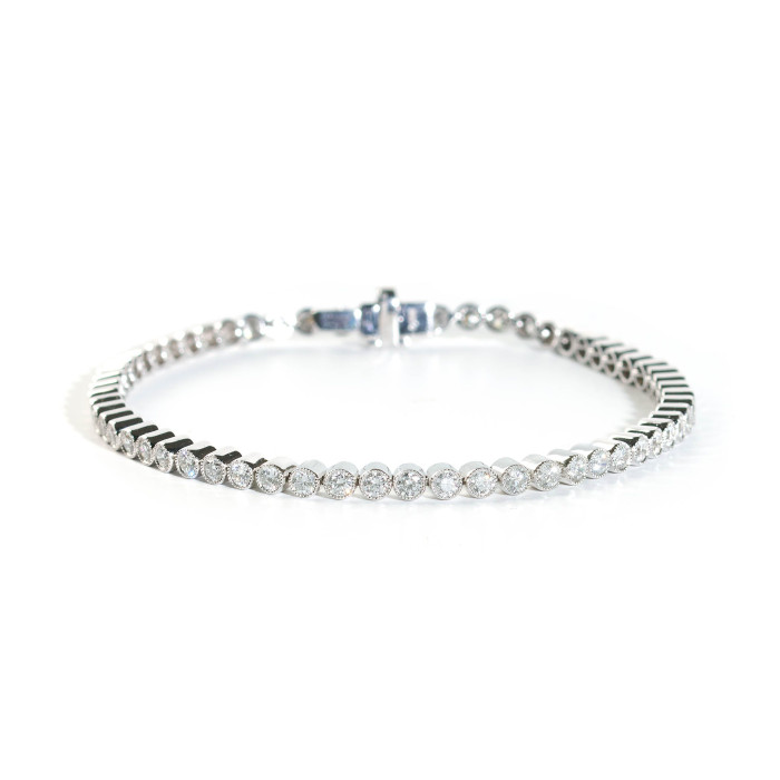 Modern Round Brilliant Cut Diamond and Platinum Bracelet, 2.83 Carats