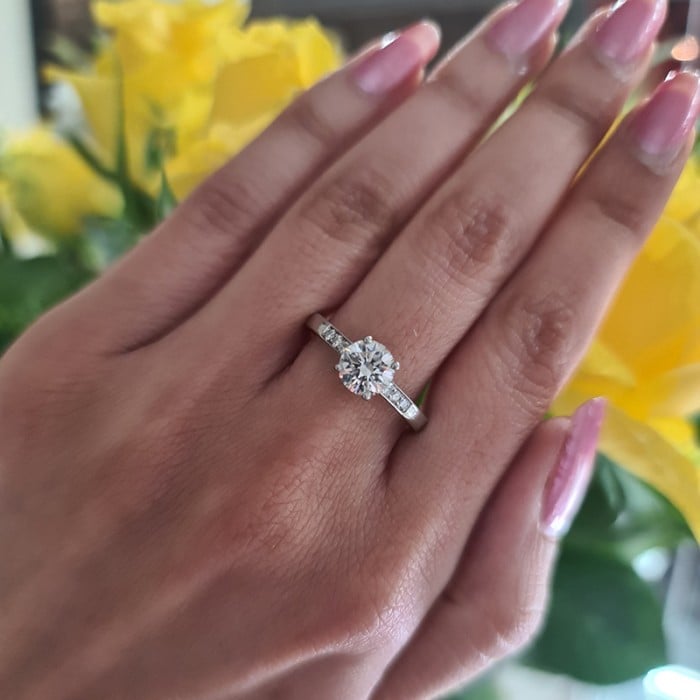 1.04ct F VS1 Brilliant-Cut Diamond Platinum Ring with GIA Certificate