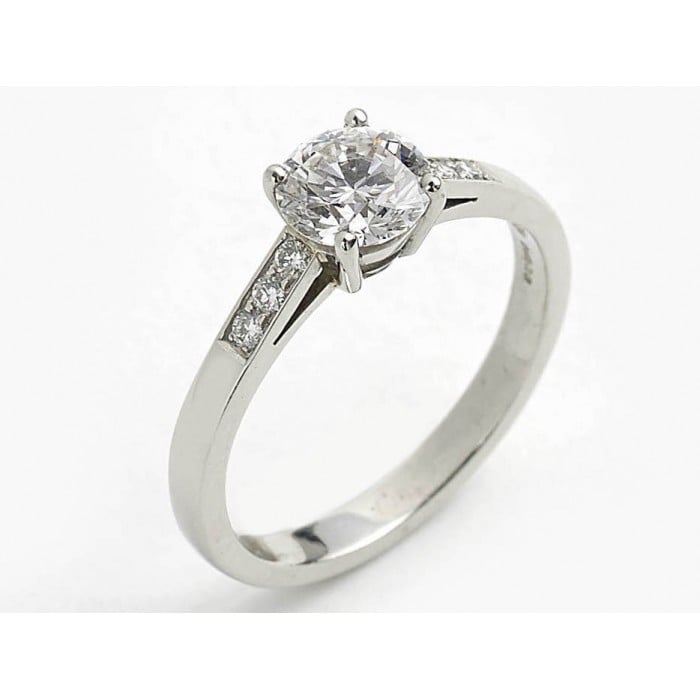 1.04ct F VS1 Brilliant-Cut Diamond Platinum Ring with GIA Certificate