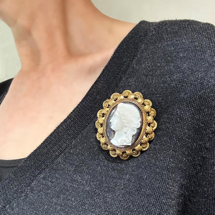 Antique Hardstone Sardonyx Cameo and Gold Brooch, Circa 1875