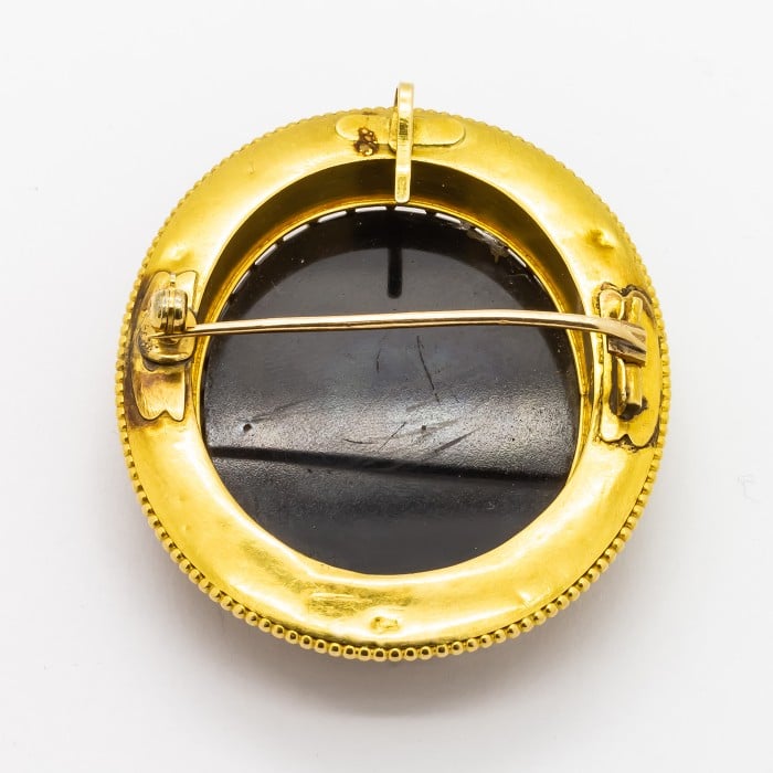 Antique Hera Cameo Brooch with Sardonyx Natural Pearl and Gold, Circa 1890