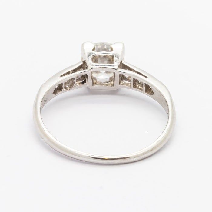 Art Deco Round Brilliant-Cut 1.01 Carat Diamond and Platinum Solitaire Ring, Circa 1934