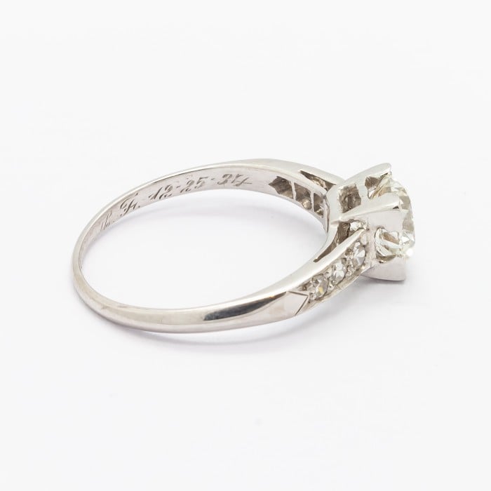 Art Deco Round Brilliant-Cut 1.01 Carat Diamond and Platinum Solitaire Ring, Circa 1934
