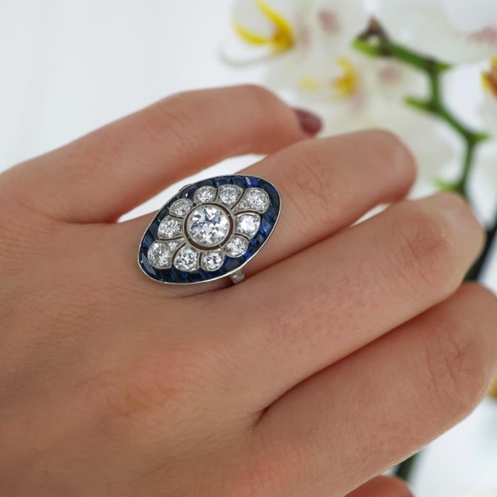 Art Deco Sapphire Diamond and Platinum Ring, Circa 1930