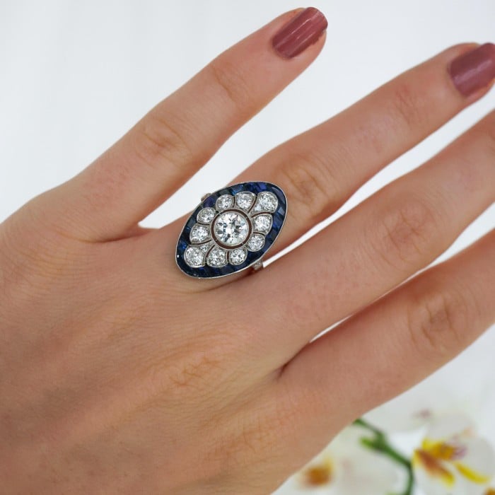 Art Deco Sapphire Diamond and Platinum Ring, Circa 1930