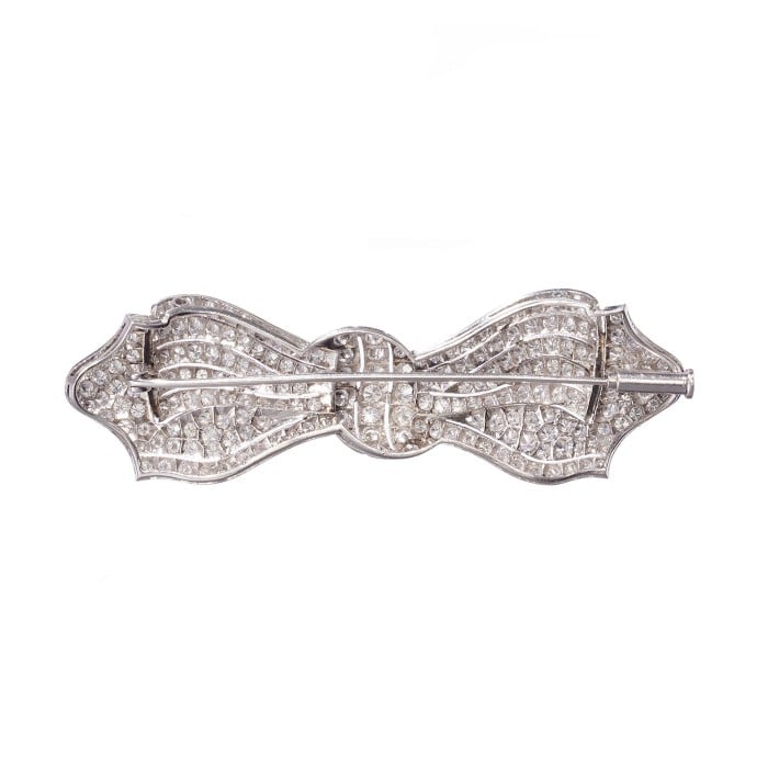 Diamond and White Gold Bow Brooch, Circa 1990, 5.00 Carats