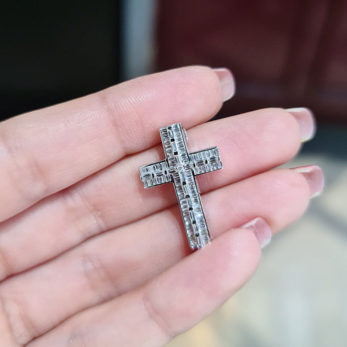 Diamond and White Gold Cross Pendant 0.69ct