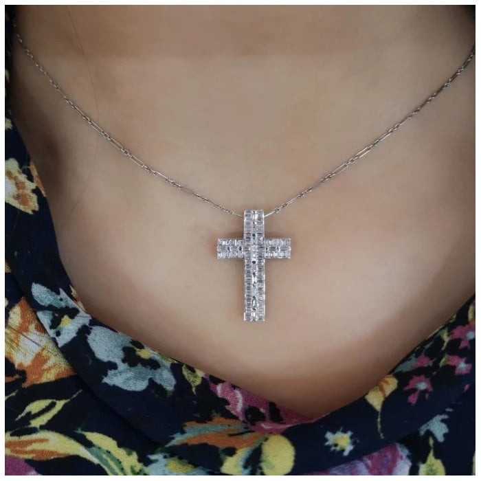 Diamond and White Gold Cross Pendant 0.69ct