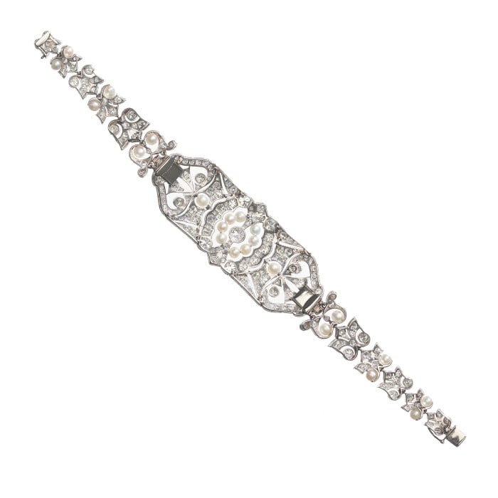 Early 20th Century Pearl Diamond and Platinum Bracelet, Circa 1920, 8.90 Carats
