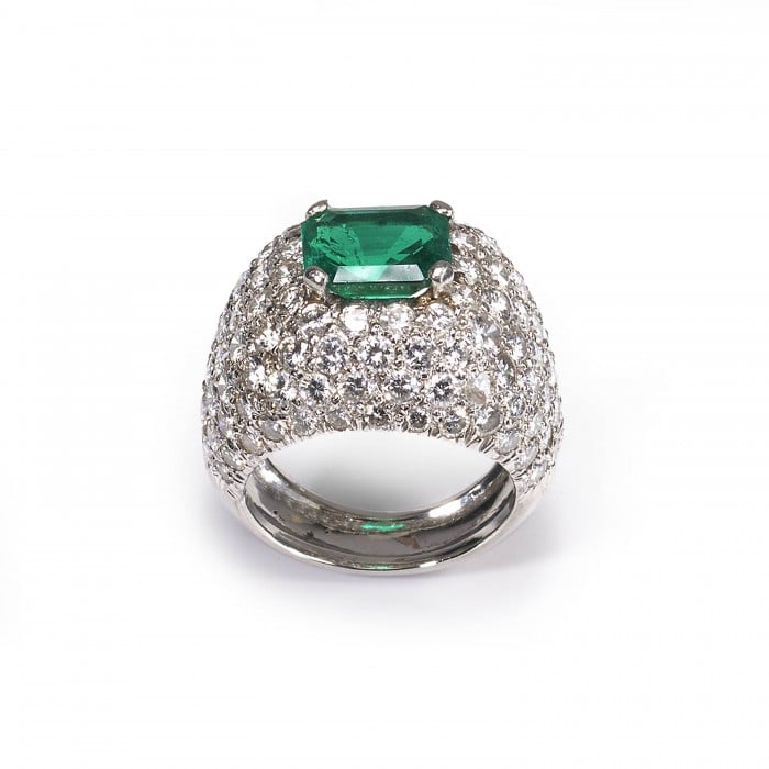 Emerald Diamond and 18ct White Gold Bombé Cluster Ring