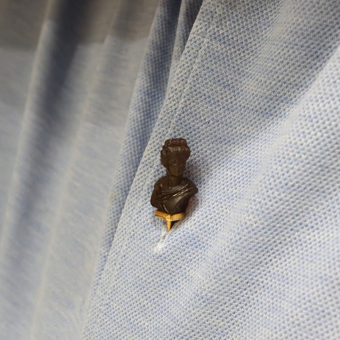 French Antique Apollo Belvedere Style Bust Stick Pin in Chalcedony and Gold, Circa 1880