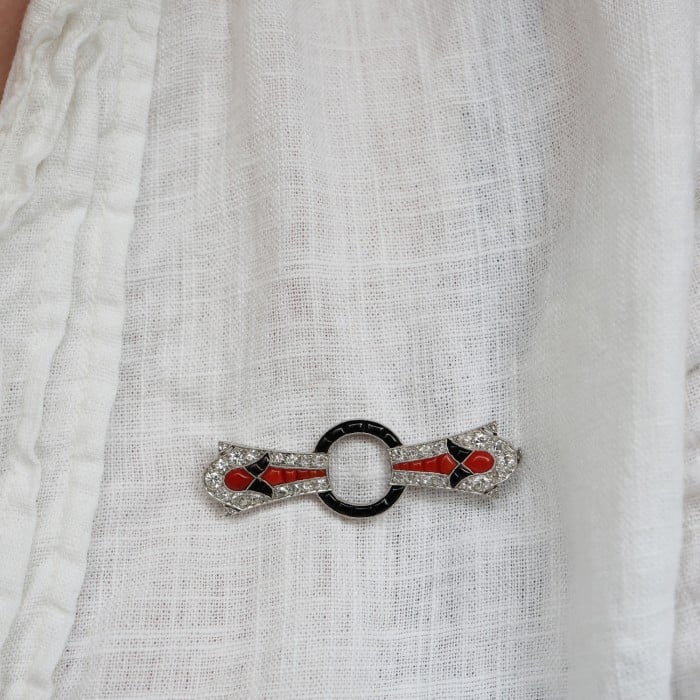 French Art Deco Diamond Coral Black Onyx and Platinum Brooch, Circa 1935, 1.02 Carats