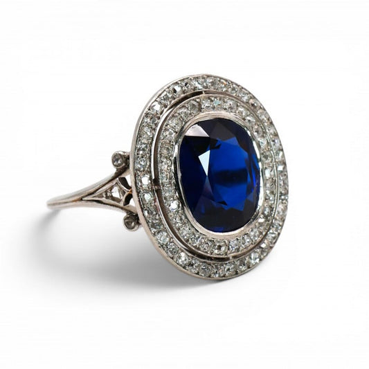 French Belle Époque Sapphire Diamond and Platinum Cluster Ring, Circa 1905