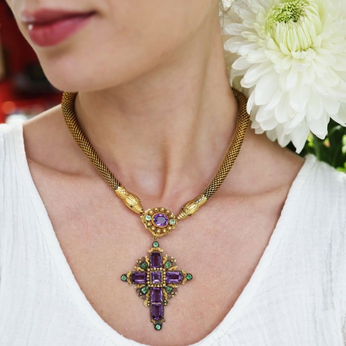 Georgian Cannetille Gold Snake Necklace with Amethyst and Emerald Cross Pendant, Circa 1830