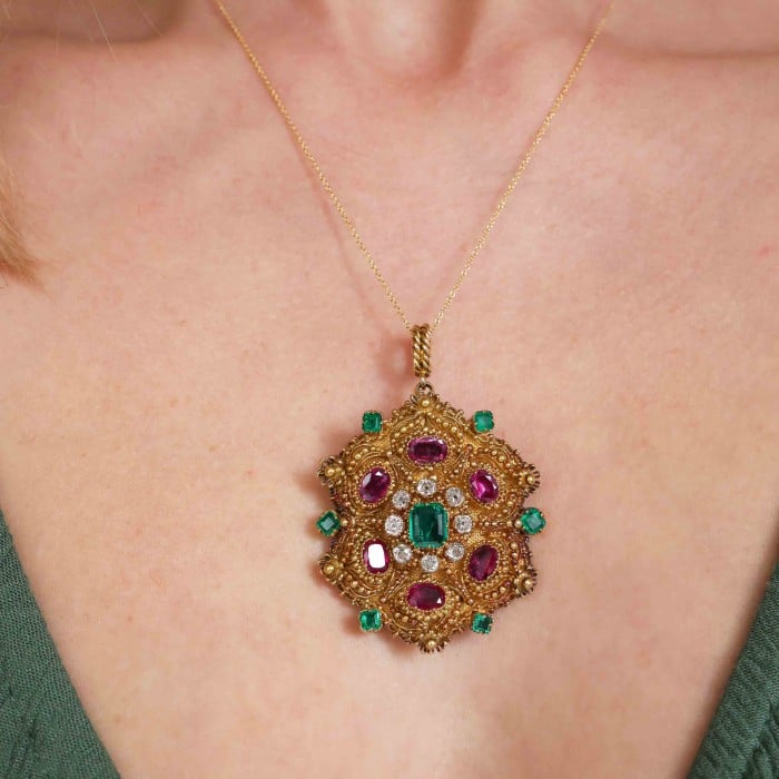 Georgian Ruby Emerald Diamond and Gold Cannetille Brooch-Cum-Pendant, Circa 1830