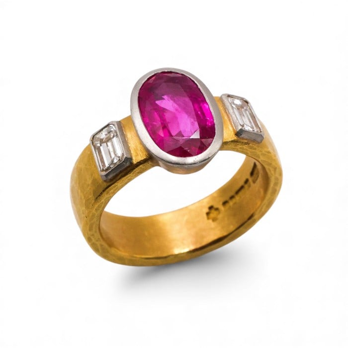 Late 20th Century Ruby Diamond Platinum and 22ct Gold Ring, 1.86 Carats, 1999