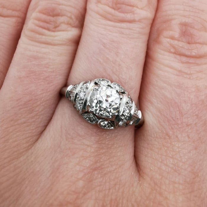 Late Art Deco Diamond and Platinum Ring, 0.85 Carats H SI1, Circa 1940