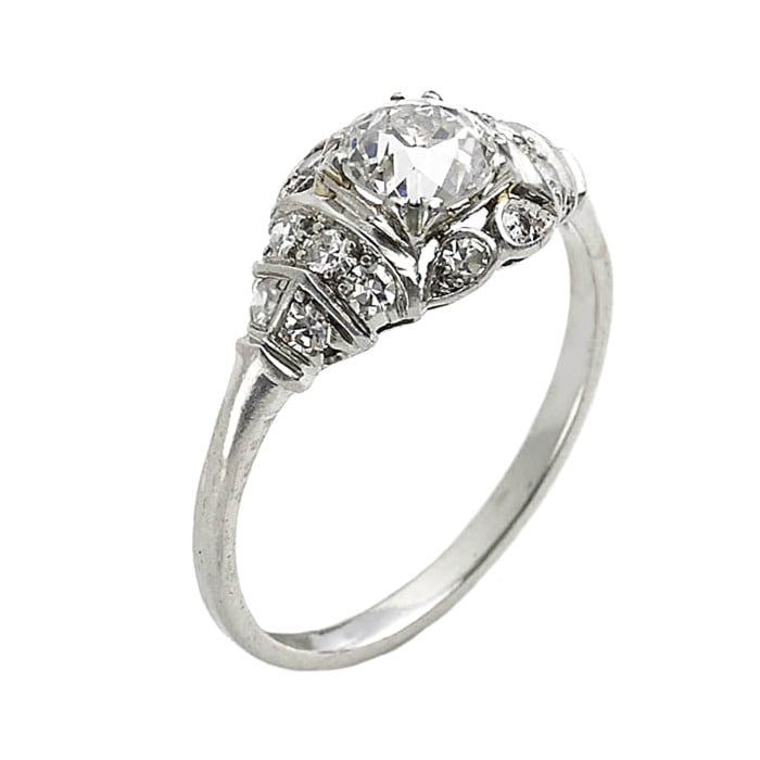 Late Art Deco Diamond and Platinum Ring, 0.85 Carats H SI1, Circa 1940