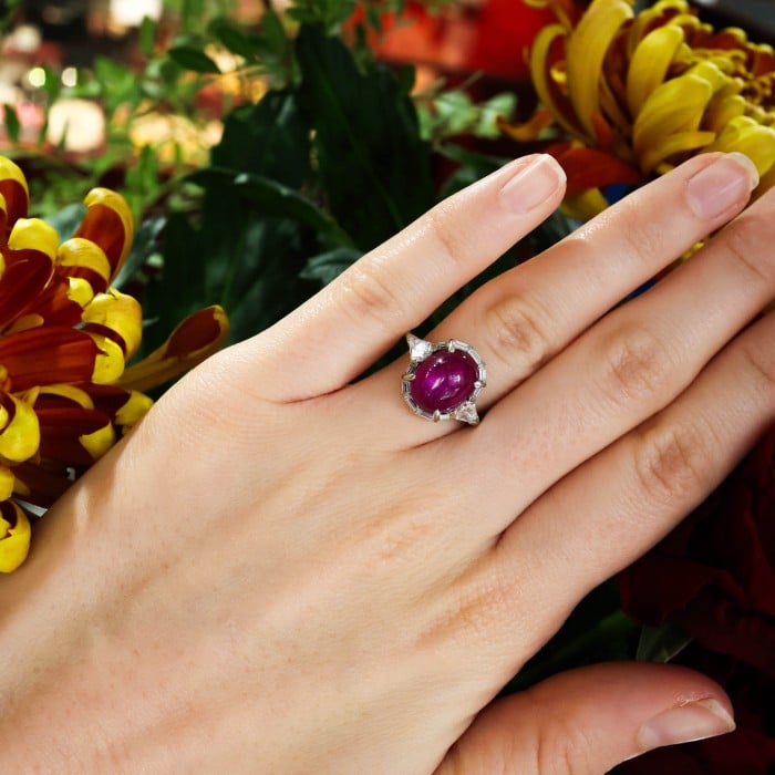 Modern Cabochon Star Ruby Diamond and Platinum Ring, 8.60 Carats
