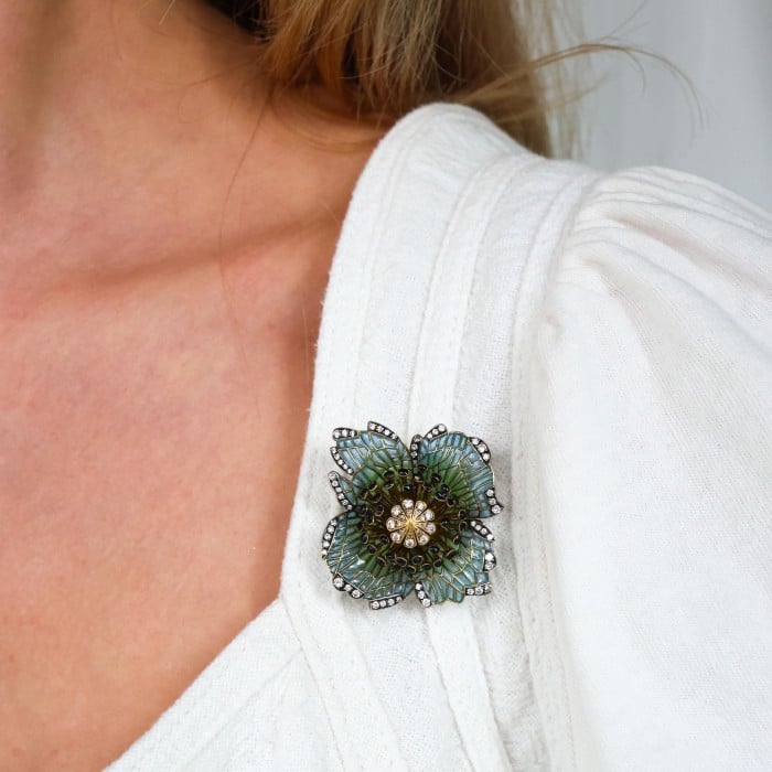 Moira Poppy Plique à Jour Enamel, Diamond, Silver and Gold Brooch