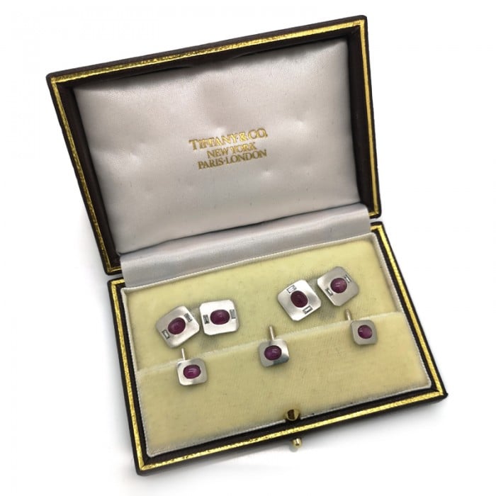 Tiffany & Co. Star Ruby Diamond and Platinum Dress-Set, Circa 1950